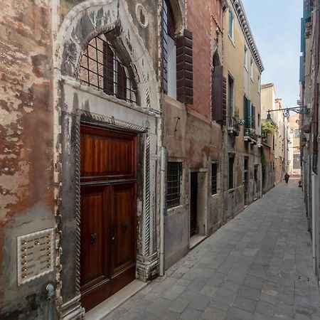 Palazzo Dolfin - Piazza San Marco Lovely Apartment Venice Exterior photo