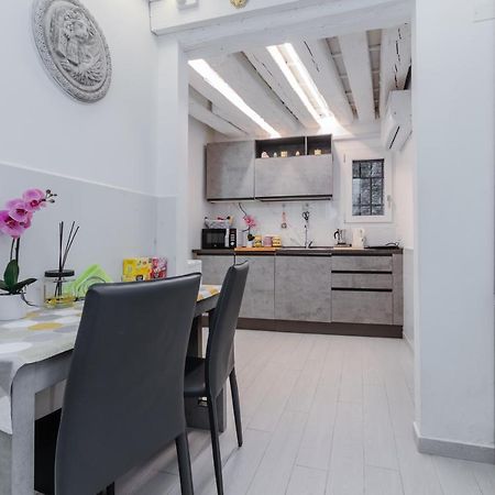 Palazzo Dolfin - Piazza San Marco Lovely Apartment Venice Exterior photo